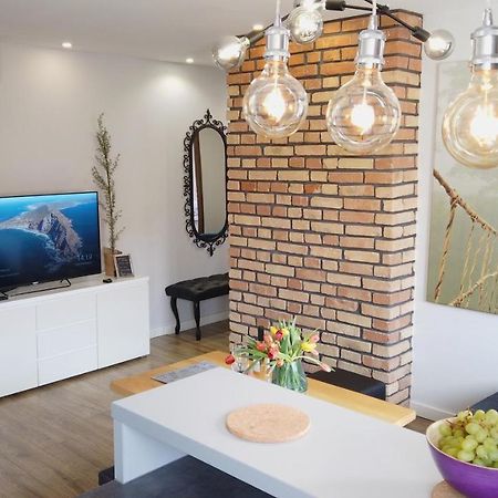 Ferienwohnung Apartament Bieszczady Ustrzyki Dolne Exterior foto
