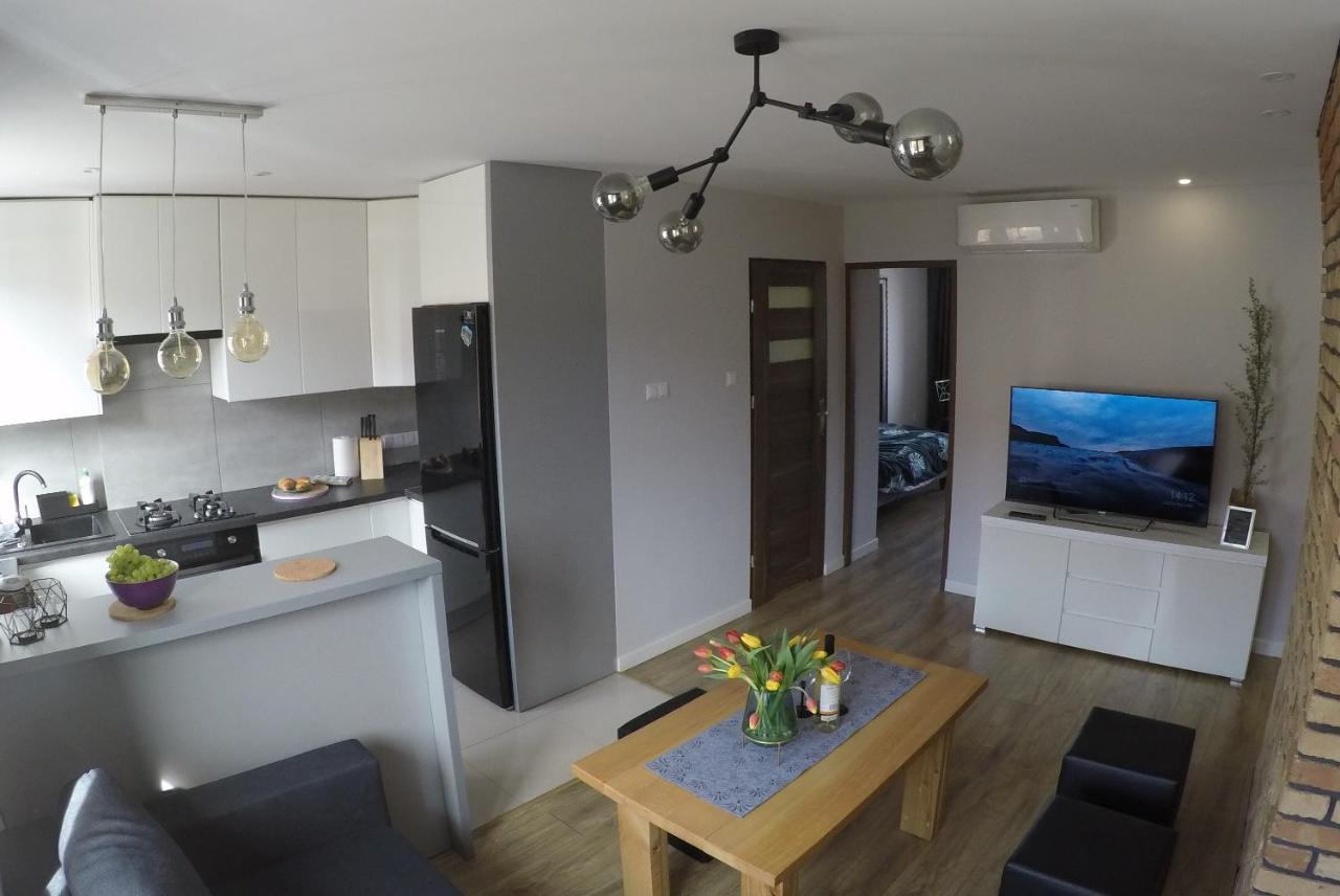 Ferienwohnung Apartament Bieszczady Ustrzyki Dolne Exterior foto